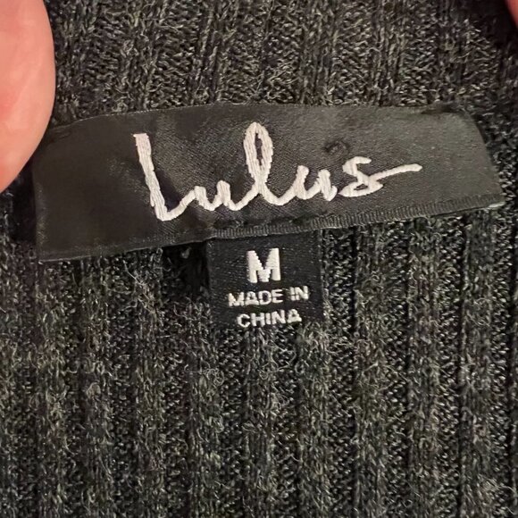 NWT Lulus Charcoal Grey Ribbed Long Sleeve wrap dress, Size Medium - Picture 12 of 15